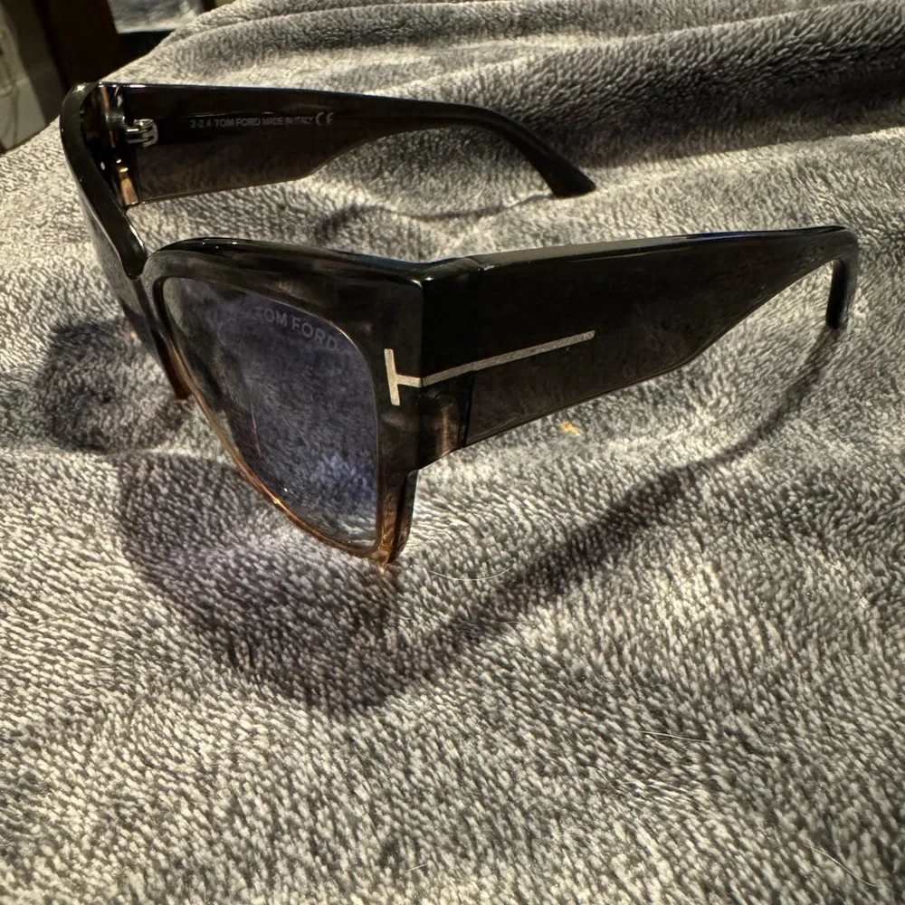 Authentic Tom Ford Anoushka Sunglasses - Women - Picture 5 of 11